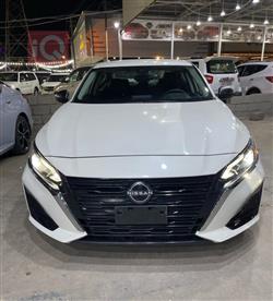 نیسان ئەلتیما